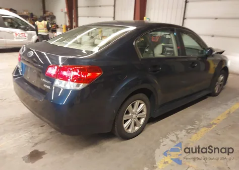 2012 Subaru Legacy 2.5I Premium z USA, uszkodzony, nr VIN 4S3BMBC64C3002765